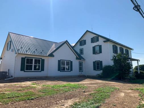 A-Cover-Conestoga-In-Law-Quarters-1