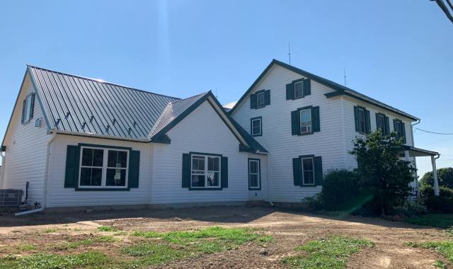 A-Cover-Conestoga-In-Law-Quarters-1