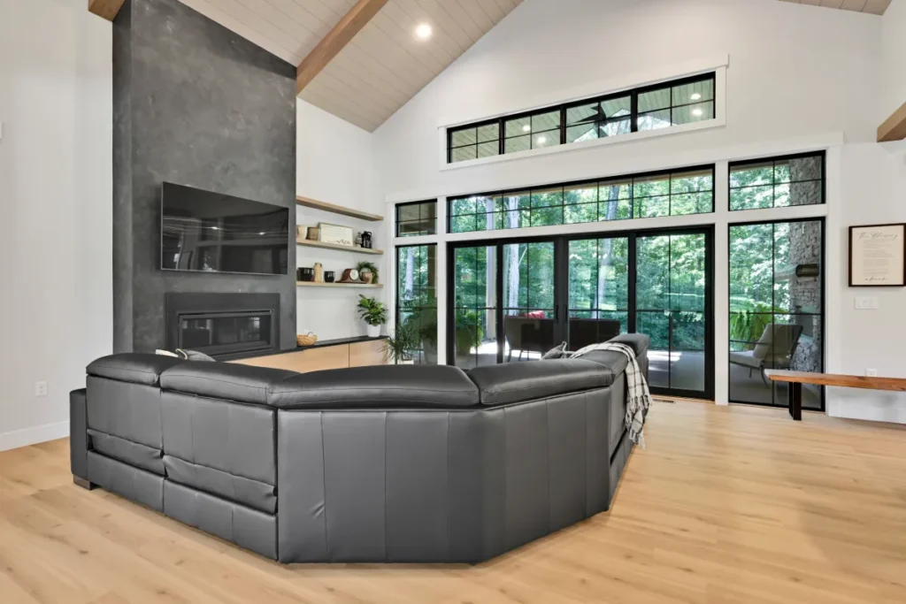 13 13 Living Room 2